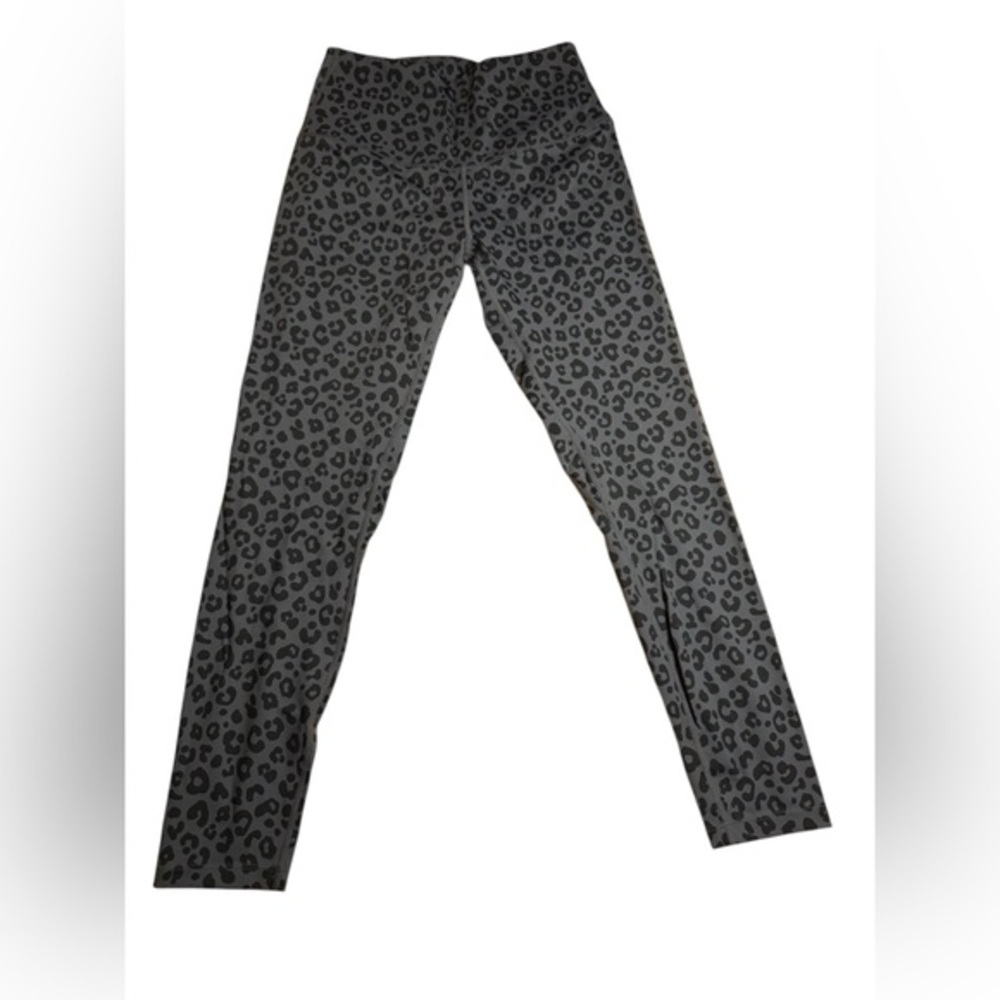 Ajisai Gray Black Leopard Print Leggings Small Yoga Athletic Activewear Pants